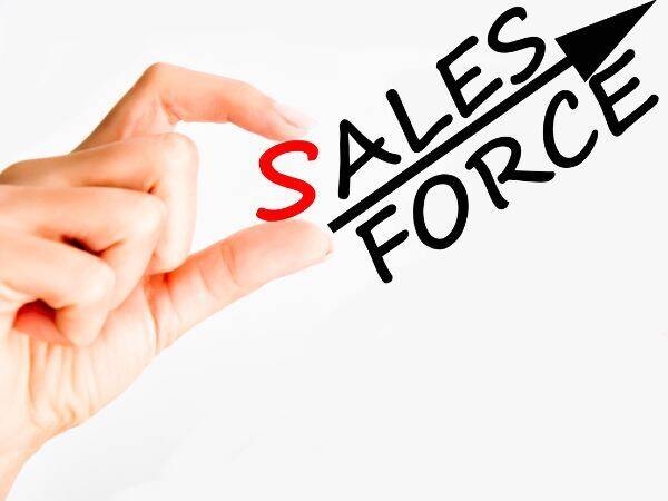 Integracja Salesforce z e-commerce- jak usprawnić sprzedaż online