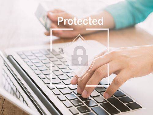 Ochrona danych: Jak chronić swoją tożsamość i dane osobowe przed hakerami