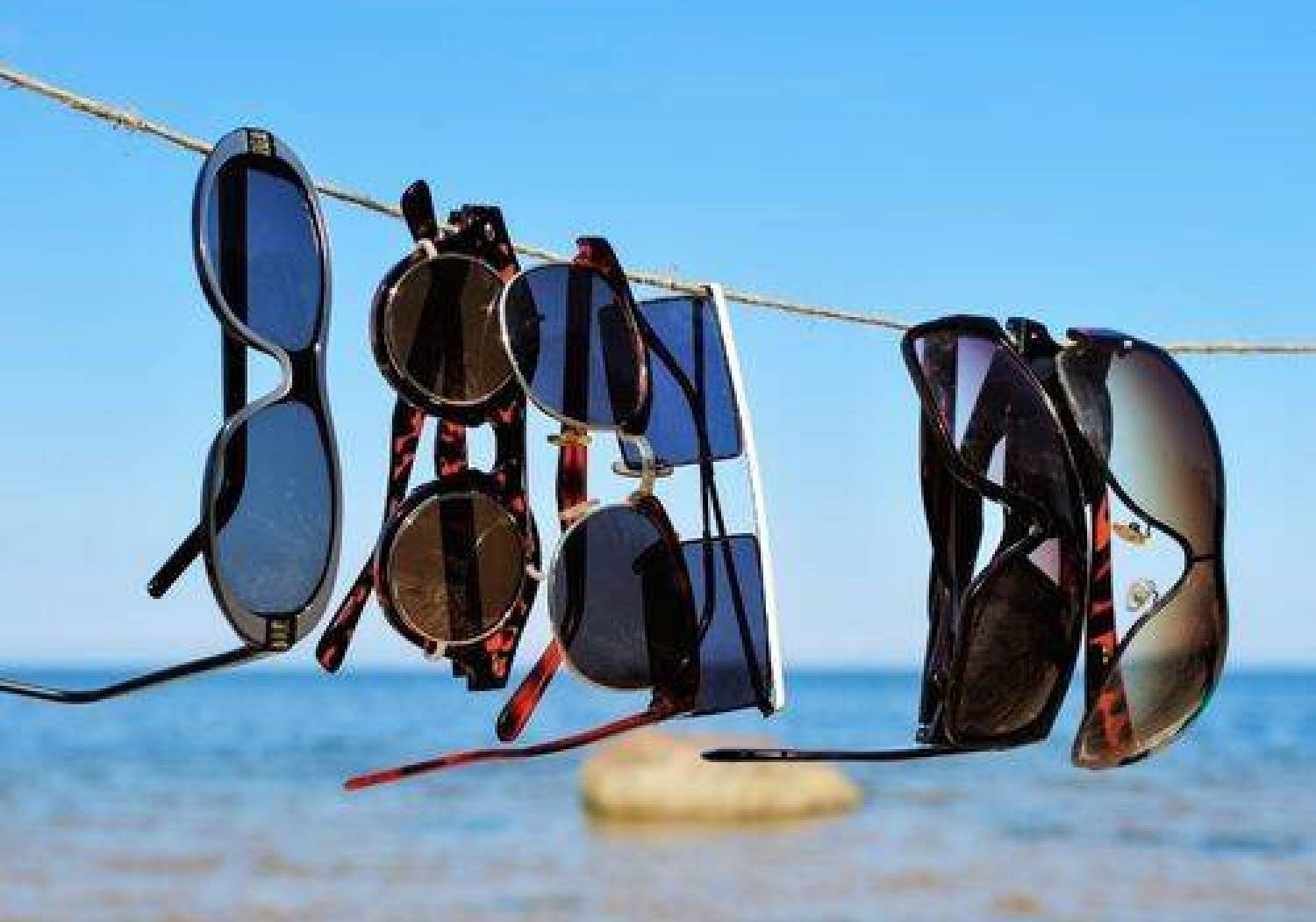 Jak prawidłowo dbać o okulary przeciwsłoneczne
